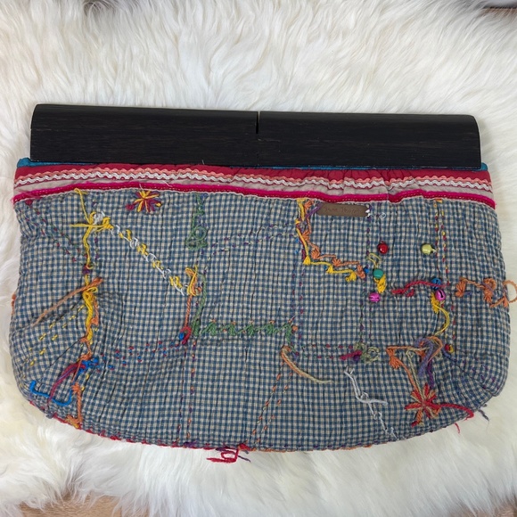 Women's Free People Quilt Embroidered Wood Handle Boho Clutch - Picture 7 of 15
